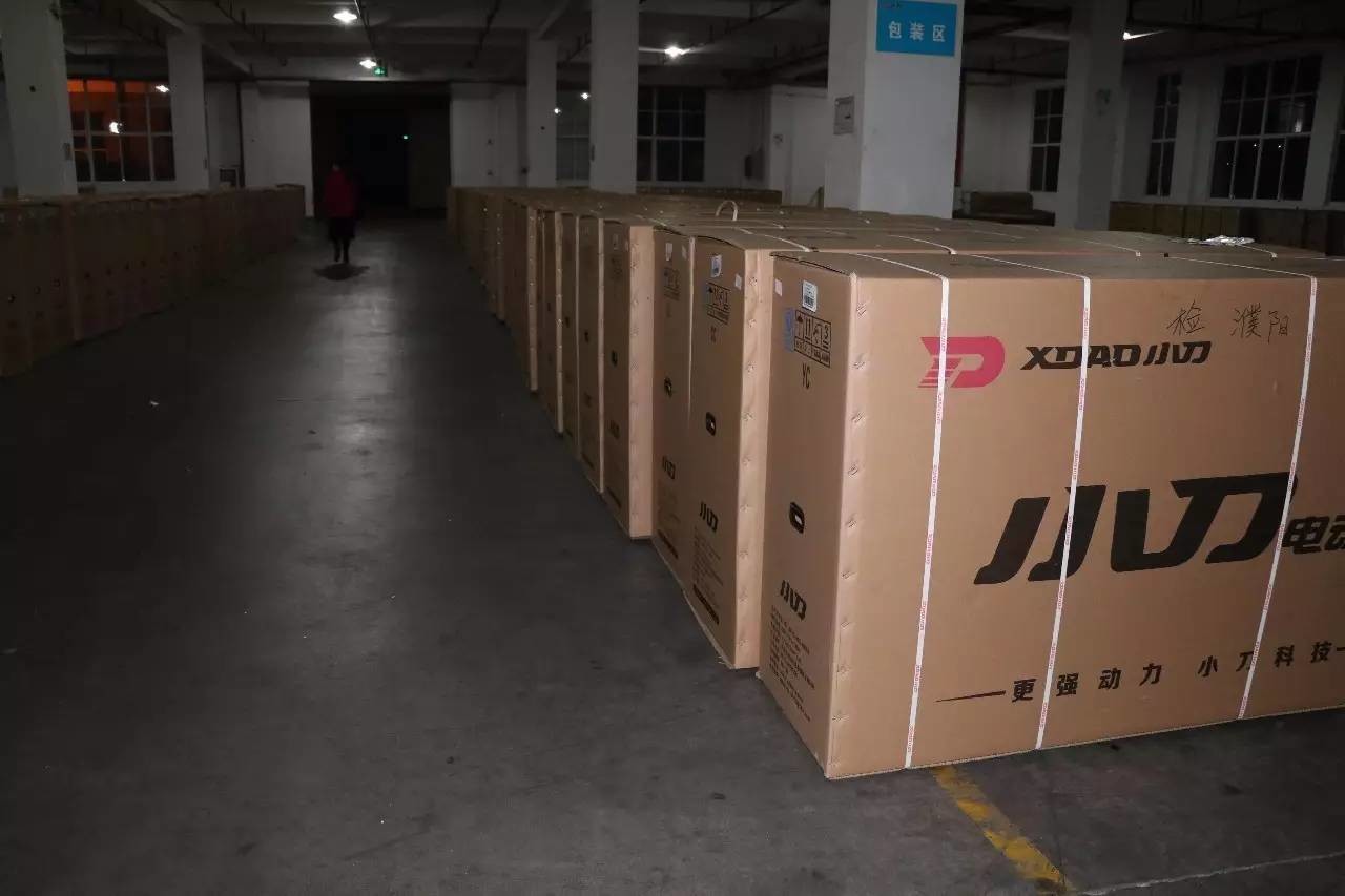 專業(yè)生產(chǎn)PVC護(hù)套、銅排、鋁排、新能源電池銅/鋁軟連接-人禾電子